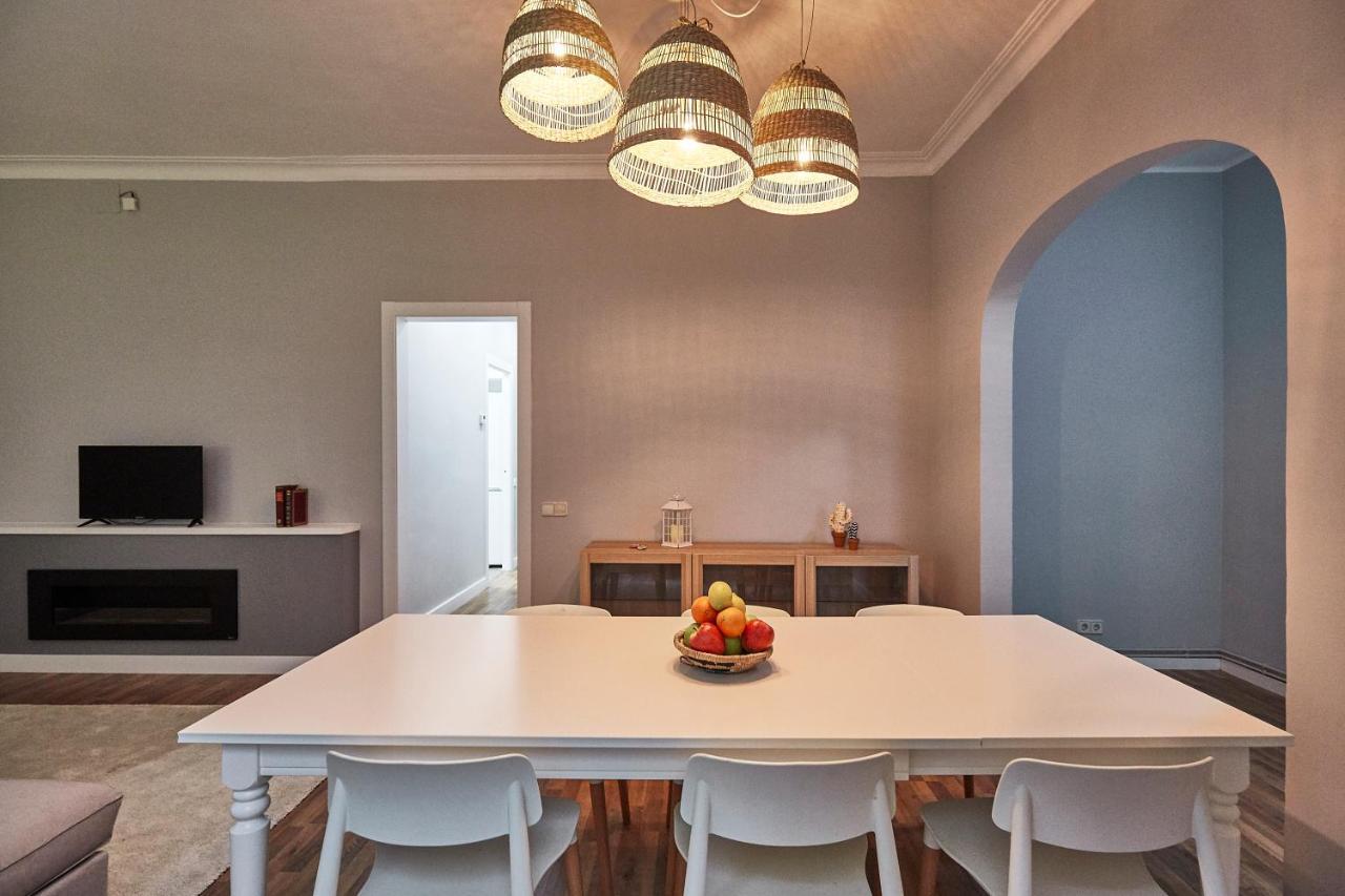 Bbarcelona Apartments Gaudi Avenue Flats Екстер'єр фото