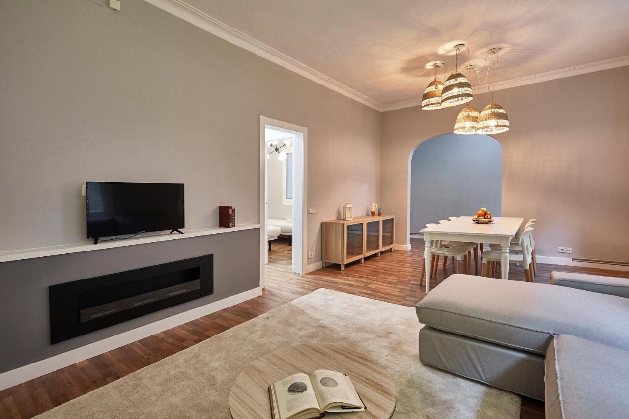 Bbarcelona Apartments Gaudi Avenue Flats Екстер'єр фото