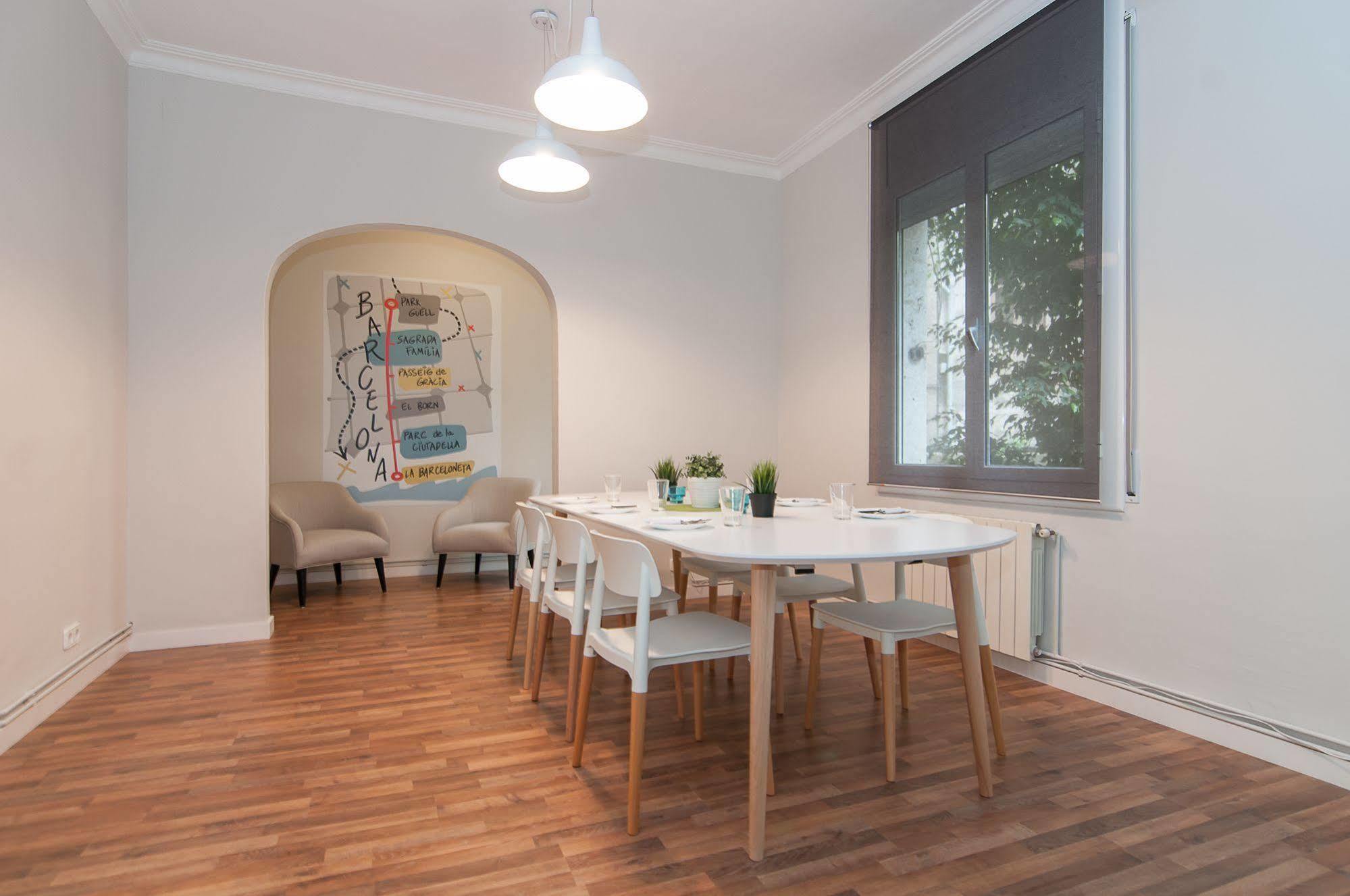 Bbarcelona Apartments Gaudi Avenue Flats Екстер'єр фото
