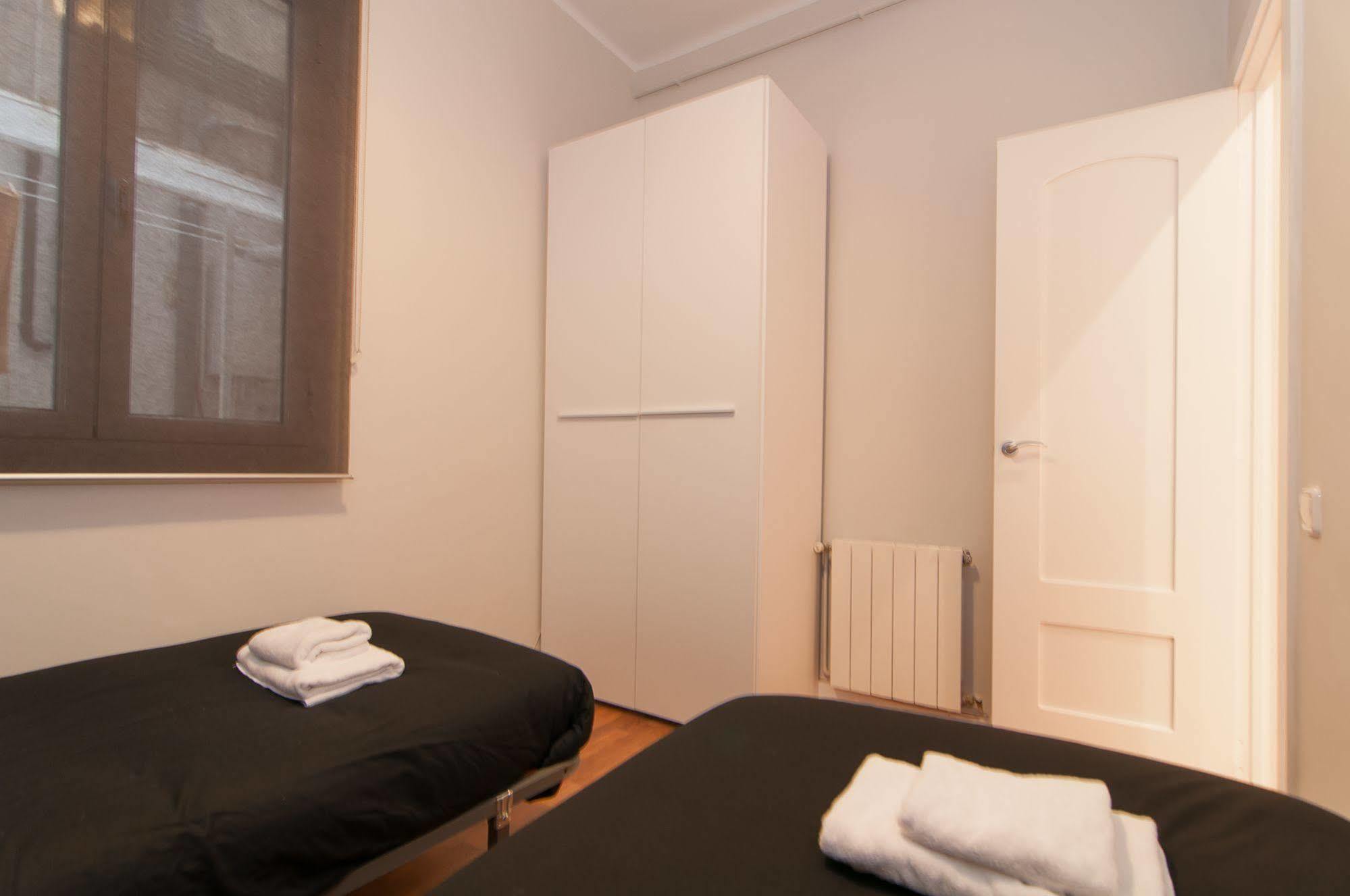 Bbarcelona Apartments Gaudi Avenue Flats Екстер'єр фото